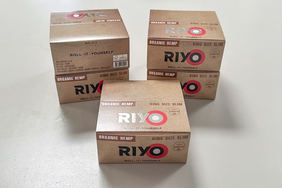 10 Packungen mit Papers Riyo